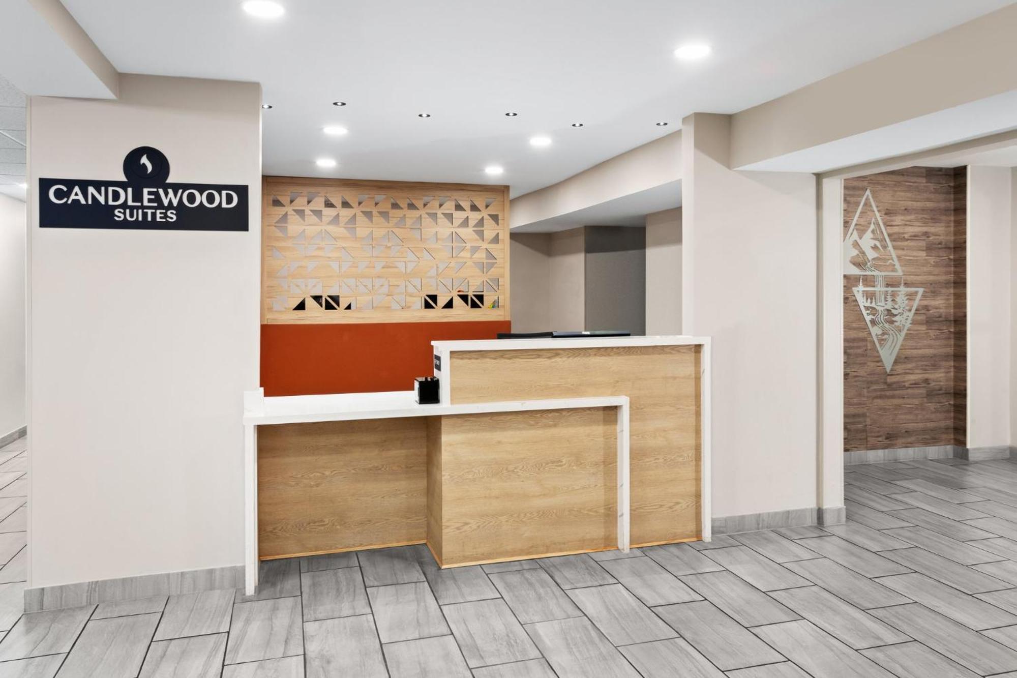 Hotel Candlewood By Ihg 3*