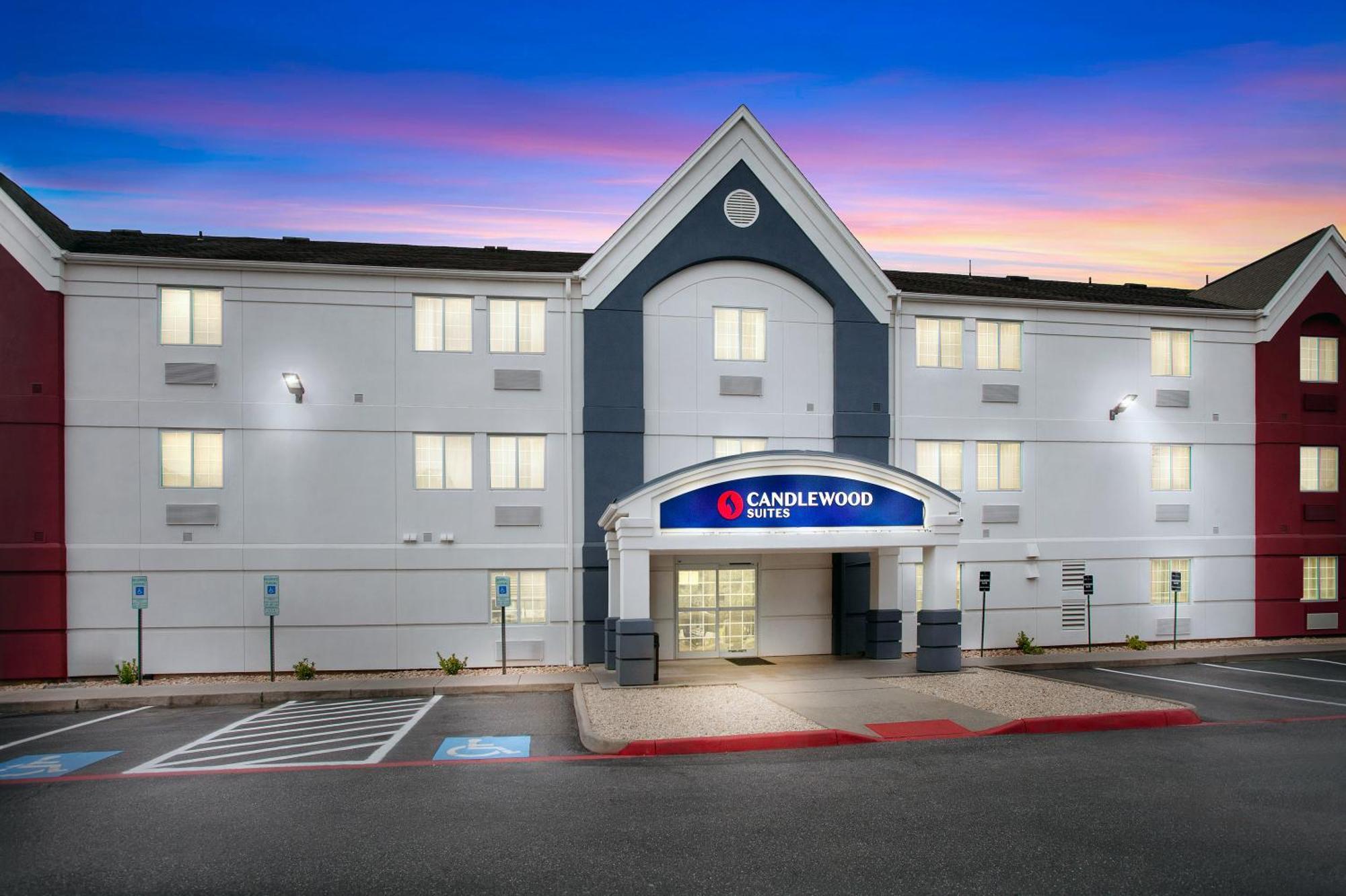 Candlewood By Ihg Hotel 3*