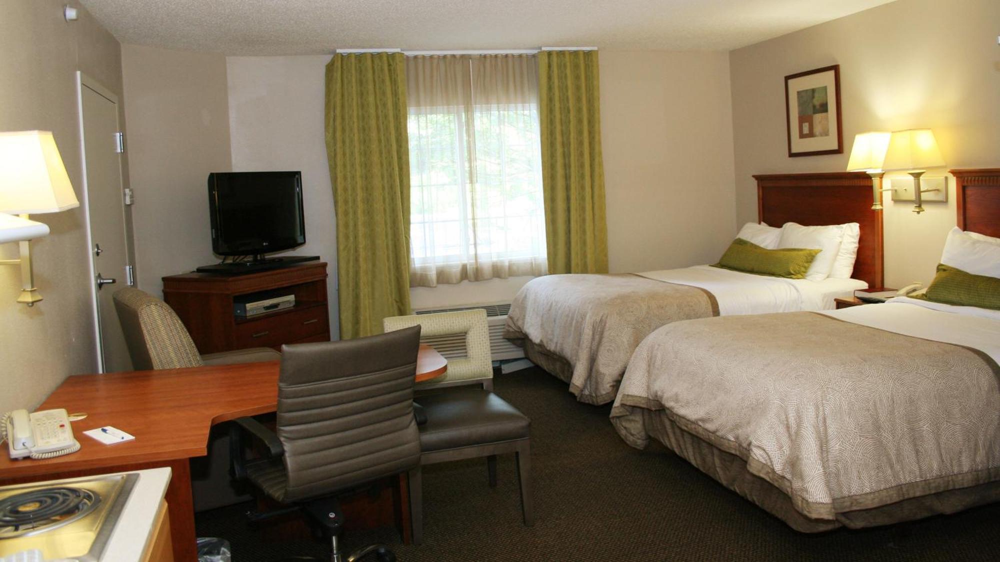 Hotel Candlewood By Ihg 3*