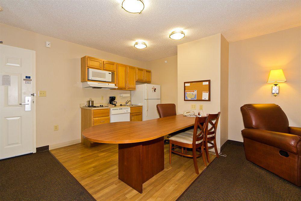 Hotel Candlewood By Ihg Harrisonburg