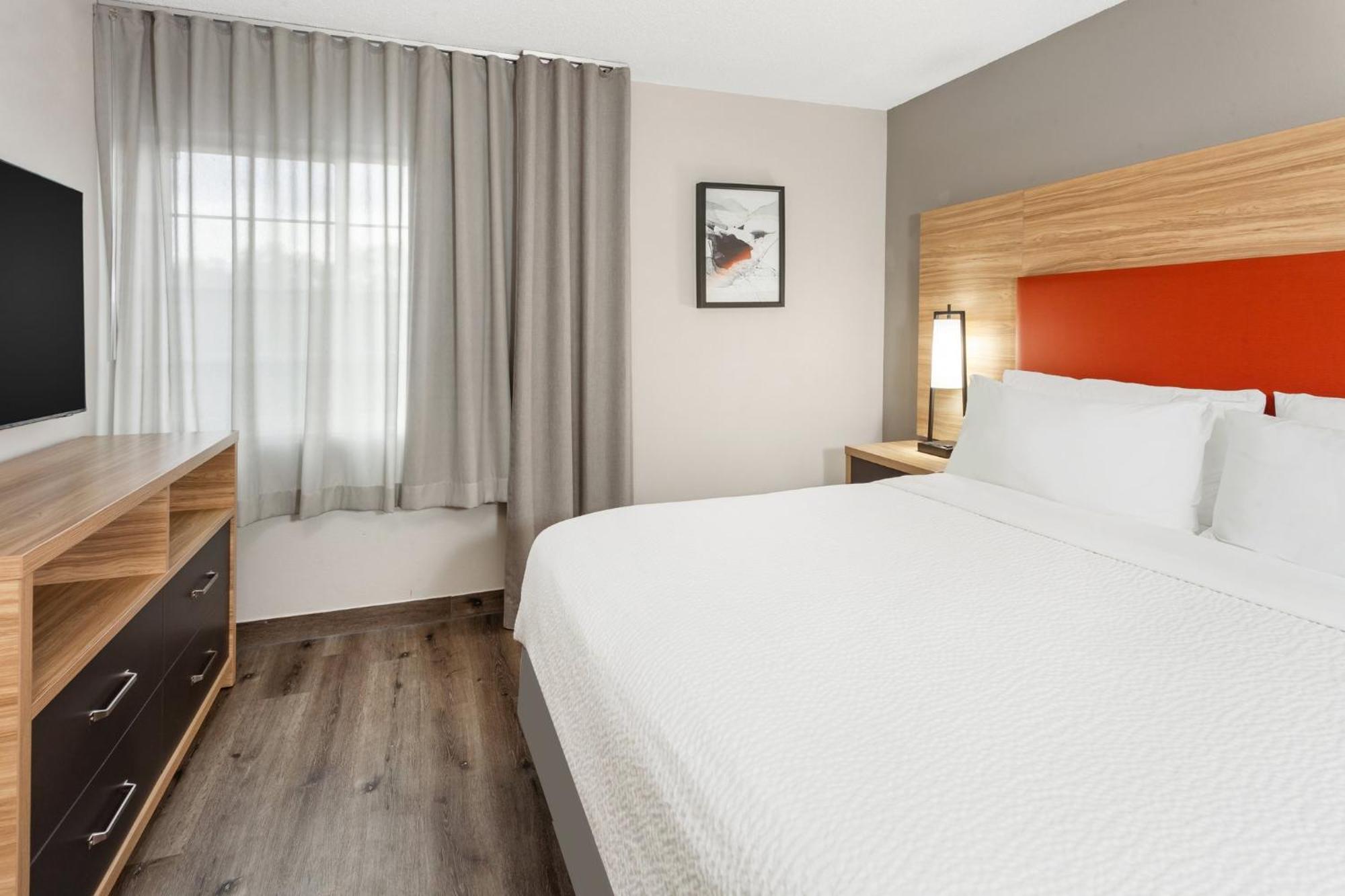 Hotel Candlewood By Ihg Harrisonburg