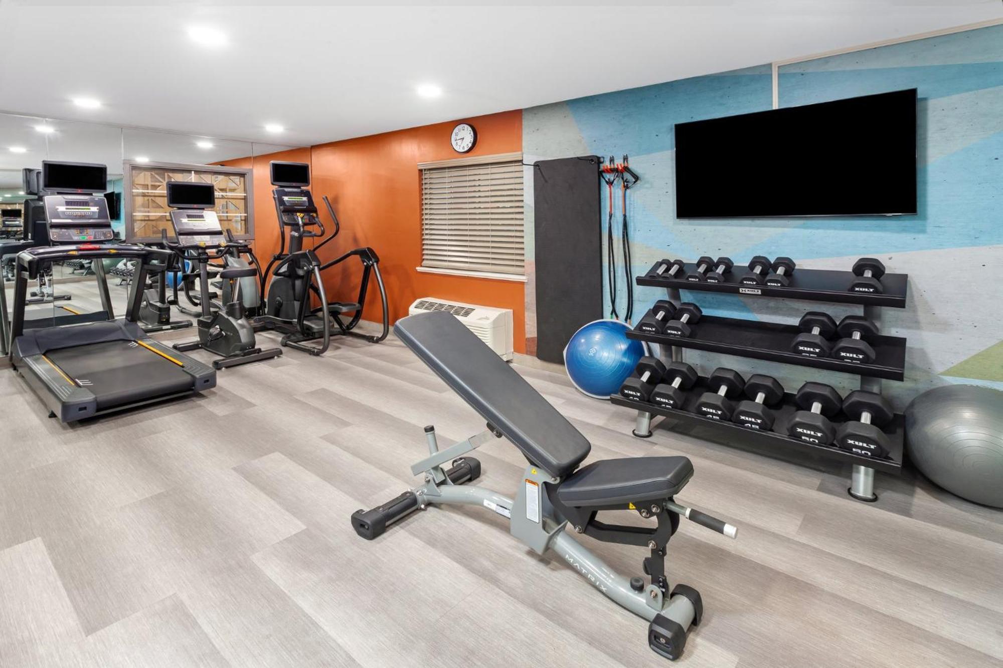 Hotel Candlewood By Ihg Harrisonburg